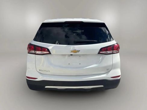 Used 2022 Chevrolet Equinox LT w/ Driver Convenience Package FWD image 6