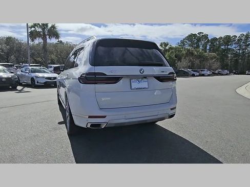 Used 2024 BMW X7 xDrive40i image 25