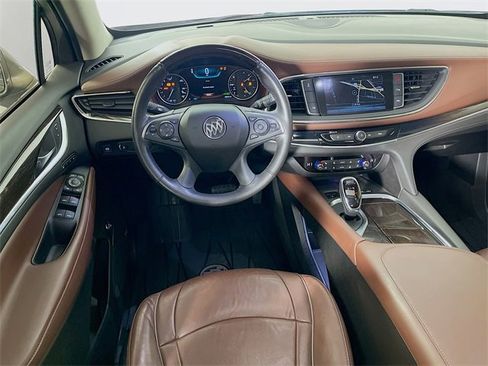 Used 2018 Buick Enclave Avenir w/ Avenir Technology Package image 25
