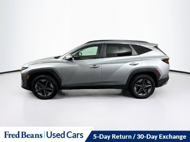 Certified 2025 Hyundai Tucson SEL AWD/4WD image 5
