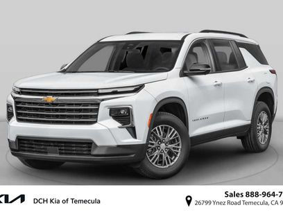 Used 2024 Chevrolet Traverse LT