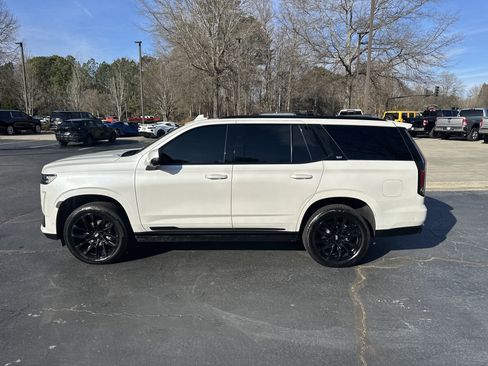 Certified 2024 Cadillac Escalade Sport w/ LPO, ONYX Package image 8