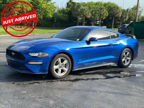 Used 2019 Ford Mustang Coupe RWD image 1