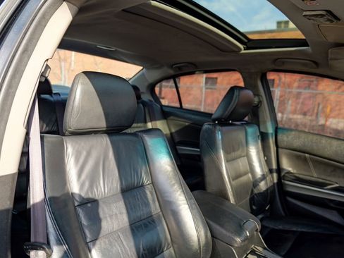 Used 2009 Honda Accord EX-L image 34