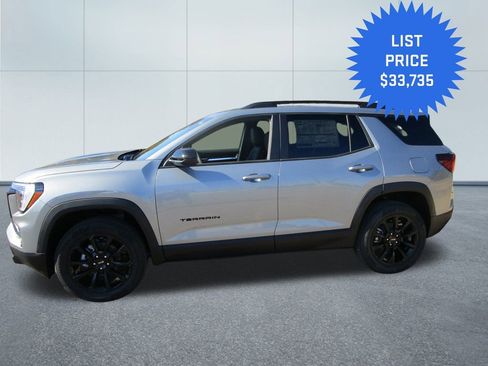 New 2026 GMC Terrain Elevation w/ Elevation Premium Package image 2