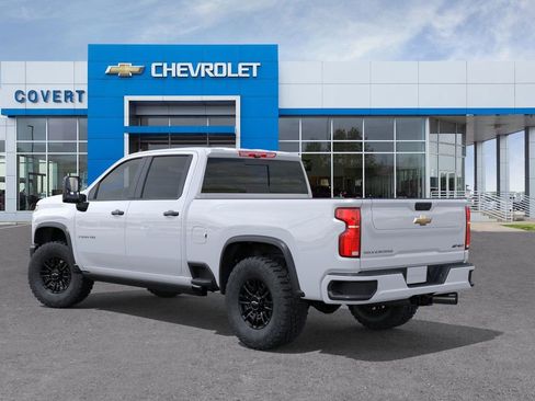New 2026 Chevrolet Silverado 2500 ZR2 AWD/4WD image 3