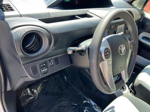 Used 2013 Toyota Prius C Three FWD image 15