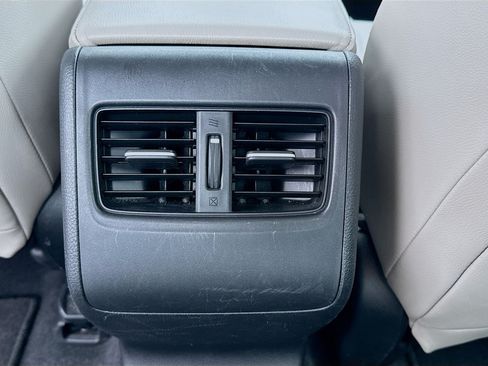 Used 2018 Honda Accord EX-L image 17