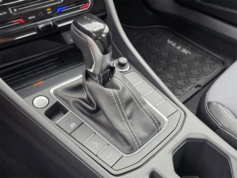 New 2026 Volkswagen Jetta SE image 15