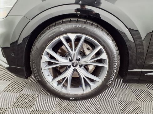 Used 2023 Audi Q8 Prestige AWD/4WD image 7