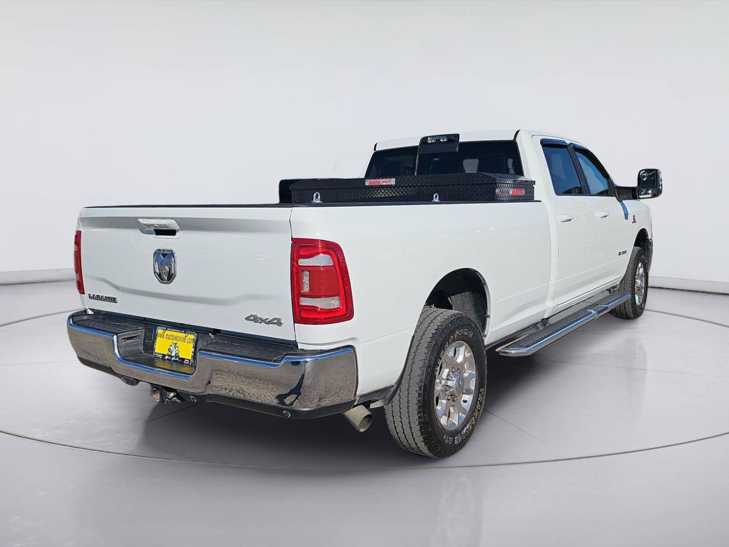 Used 2024 RAM 3500 Laramie AWD/4WD image 7