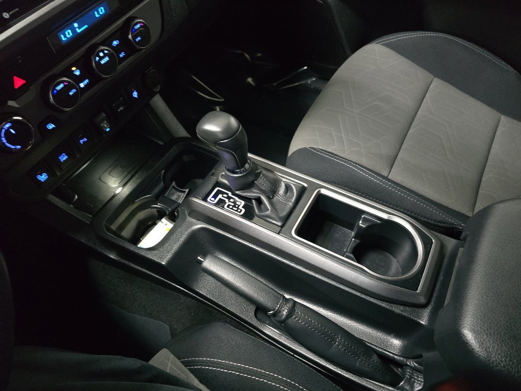 Used 2023 Toyota Tacoma TRD Off-Road w/ Technology Package AWD/4WD image 26