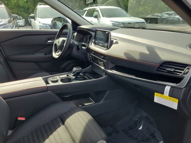 New 2026 Nissan Rogue SV AWD/4WD image 30