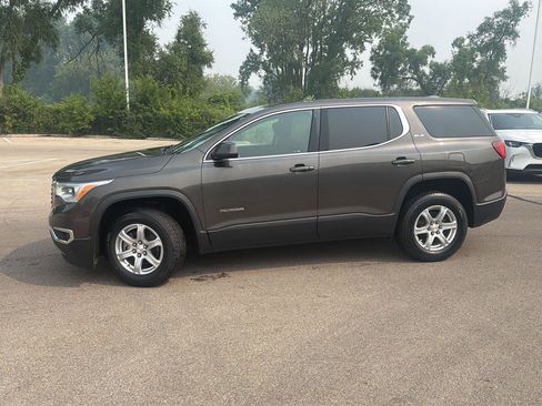 Used 2019 GMC Acadia SLE AWD/4WD image 4