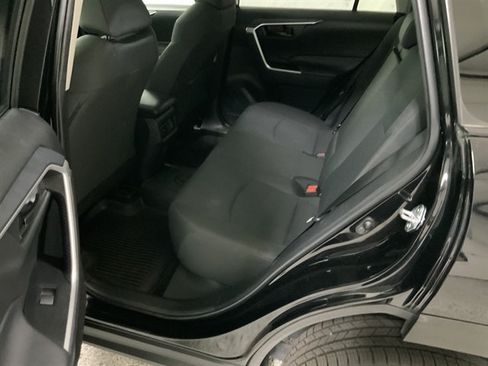 Used 2025 Toyota RAV4 LE AWD/4WD image 16