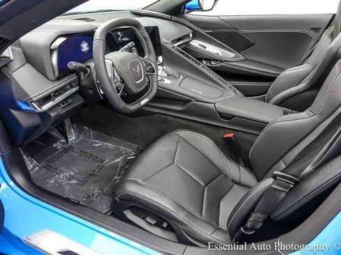 Used 2025 Chevrolet Corvette Z06 RWD image 15