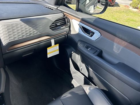 New 2026 Subaru Forester Sport AWD/4WD image 17