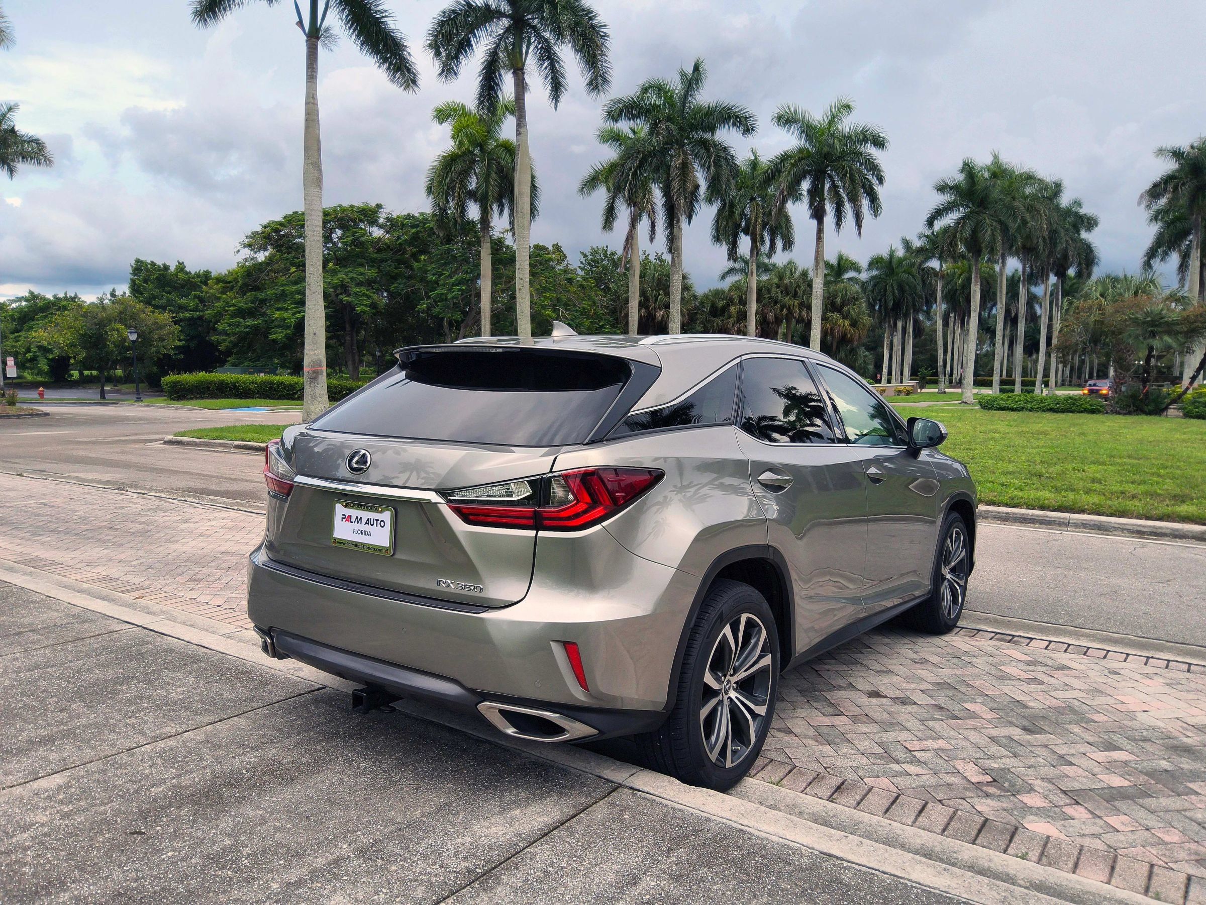 Used 2019 Lexus RX 350 AWD w/ Navigation Package image 22