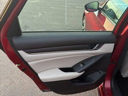 Certified 2020 Honda Accord EX image 11