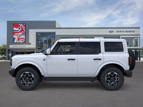 New 2026 Ford Bronco Outer Banks AWD/4WD image 3