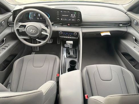 New 2026 Hyundai Elantra Sport FWD image 21