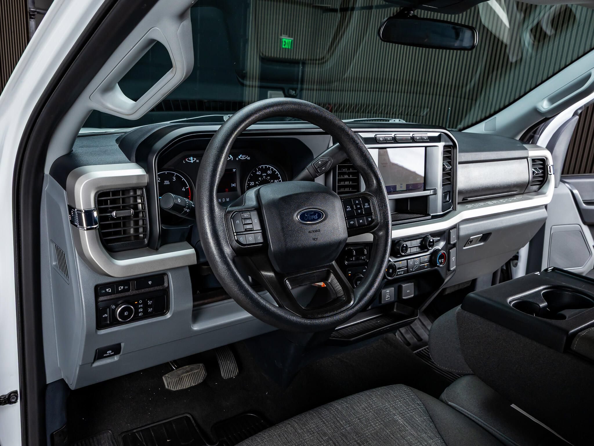 Used 2024 Ford F450 XLT w/ 360-Degree Camera Package AWD/4WD image 14