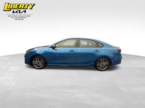 Used 2023 Kia Forte GT-Line FWD image 4