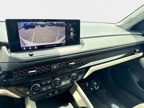 Used 2023 Honda Accord EX-L image 24
