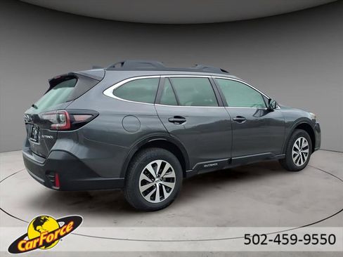 Used 2022 Subaru Outback Premium image 9