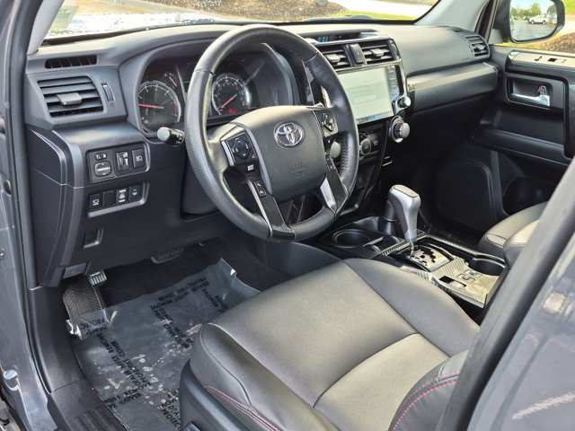 Certified 2024 Toyota 4Runner TRD Off-Road Premium w/ Off Road Premium Plus Package AWD/4WD image 4