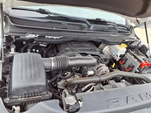Used 2019 RAM 1500 Big Horn AWD/4WD image 31