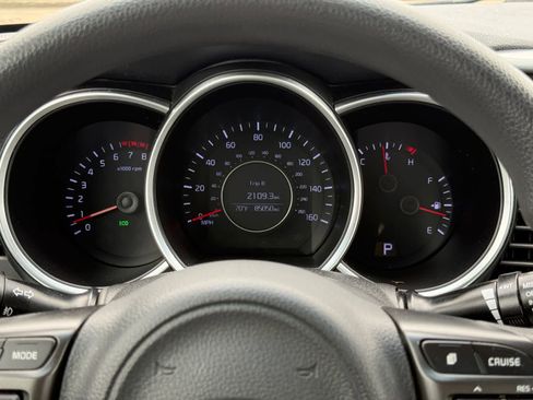 Used 2015 Kia Optima LX FWD image 12