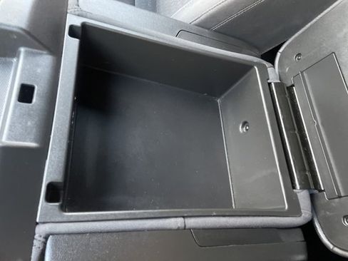 Used 2022 Chevrolet Silverado 1500 Custom image 43