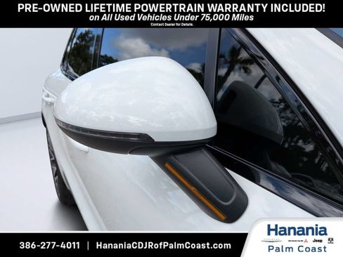 Used 2021 Porsche Macan S AWD/4WD image 11
