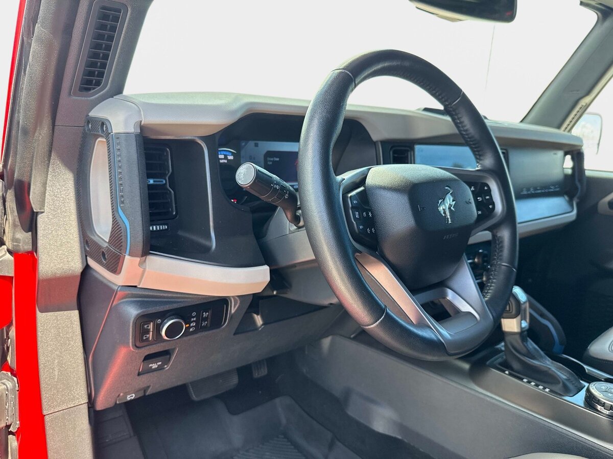 Used 2023 Ford Bronco Wildtrak AWD/4WD image 18