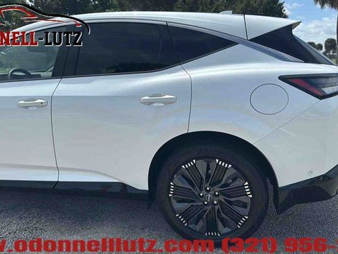 Used 2025 Nissan Murano Platinum w/ Cargo Package image 5