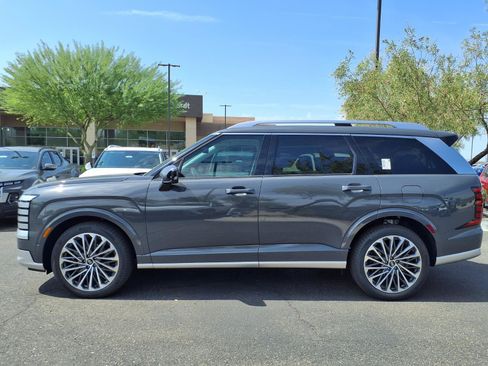 New 2026 Hyundai Palisade Calligraphy FWD image 3