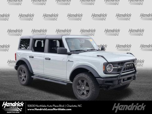 Used 2023 Ford Bronco Black Diamond AWD/4WD image 1