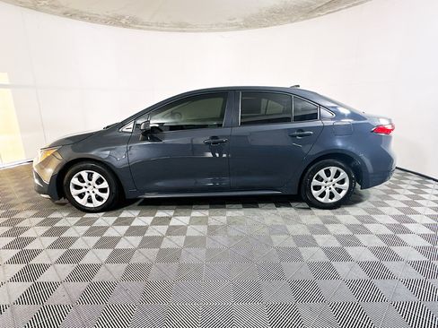 Used 2025 Toyota Corolla LE FWD image 6