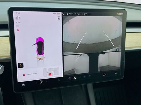 Used 2021 Tesla Model Y Long Range AWD/4WD image 10
