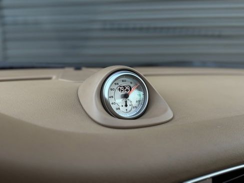 Used 2012 Porsche 911 Carrera 4S image 23