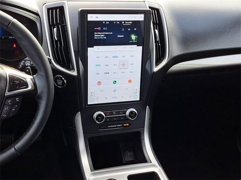 Certified 2024 Ford Edge SEL w/ Convenience Package image 28