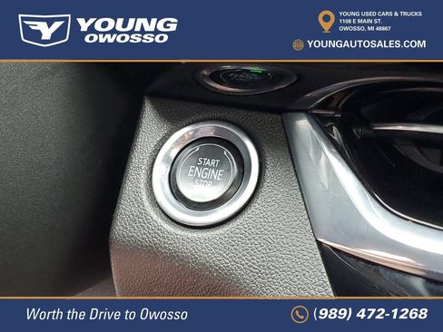 Used 2025 Buick Envista Sport Touring w/ Experience Buick Package FWD image 17