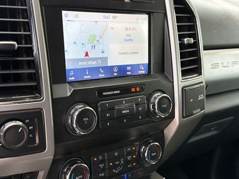 Used 2020 Ford F250 Lariat AWD/4WD image 16