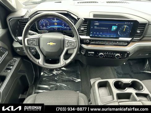 Used 2022 Chevrolet Silverado 1500 LT image 9