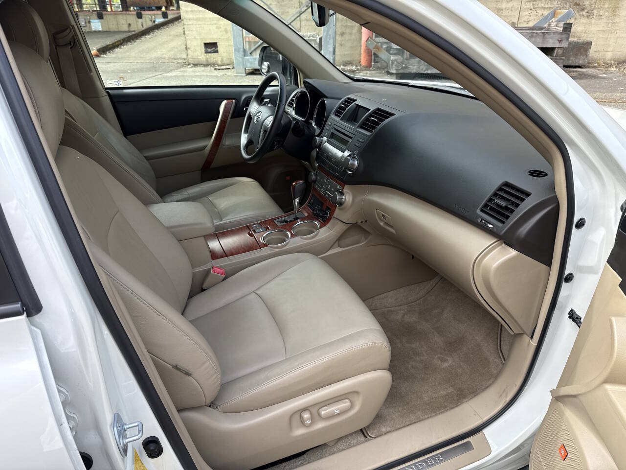 Used 2008 Toyota Highlander Limited AWD/4WD image 21