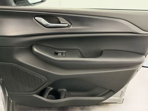 Used 2024 Jeep Grand Cherokee L Laredo image 34