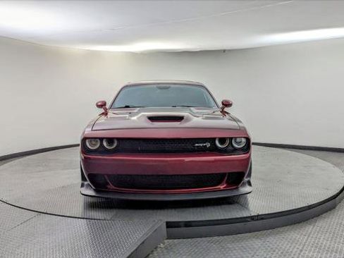 Used 2018 Dodge Challenger SRT Hellcat image 13