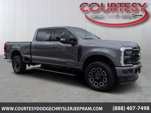 Used 2025 Ford F350 Platinum w/ FX4 Off-Road Package AWD/4WD image 1