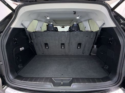 Used 2022 Subaru Ascent Touring image 16